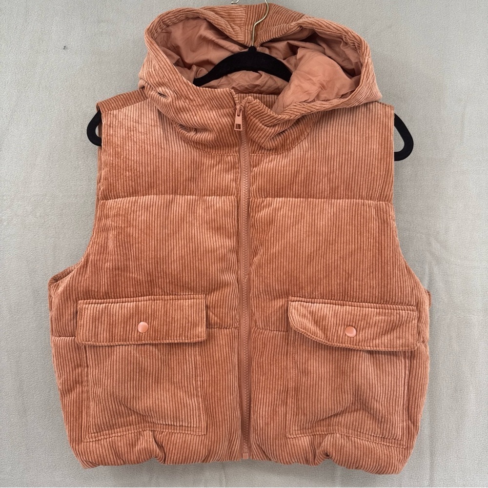 Love Tree orange Puffy Vest size L